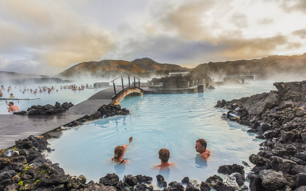 iceland-happy-people-blue-lagooon.jpg