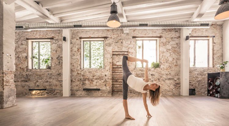 best-yoga-studios-Barcelona-the-garage.jpg