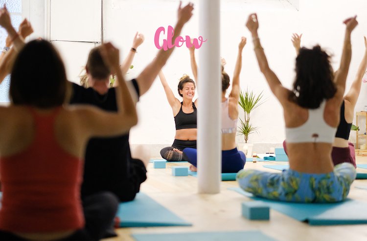 glow-best-yoga-barcelona-studios.jpg