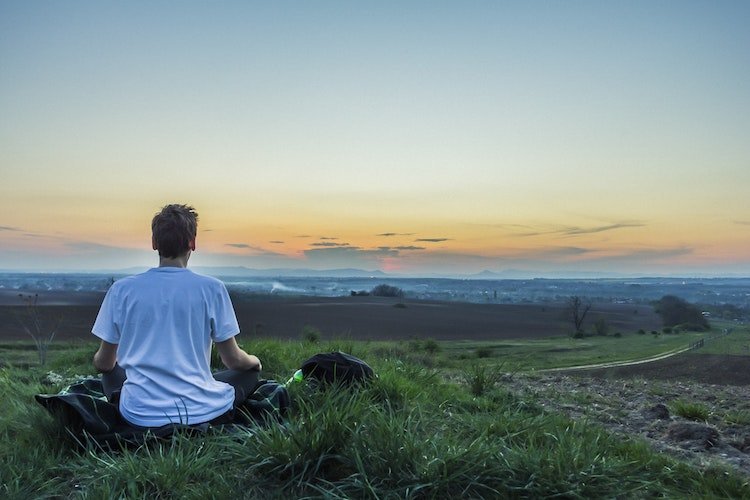 meditation hilft resilienz aufzubauen.jpg