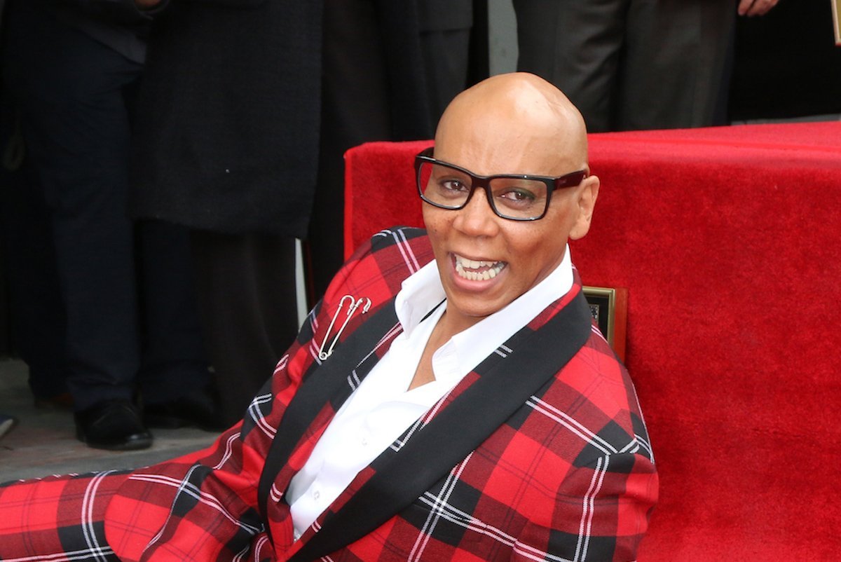 More information about "8 Essential Life Lessons From Drag Queen RuPaul Charles"