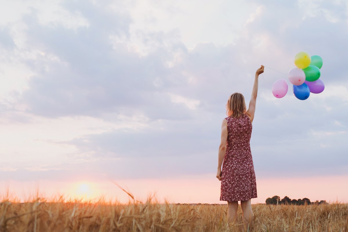 How to let go of the past: 9 techniques to try | happiness.com