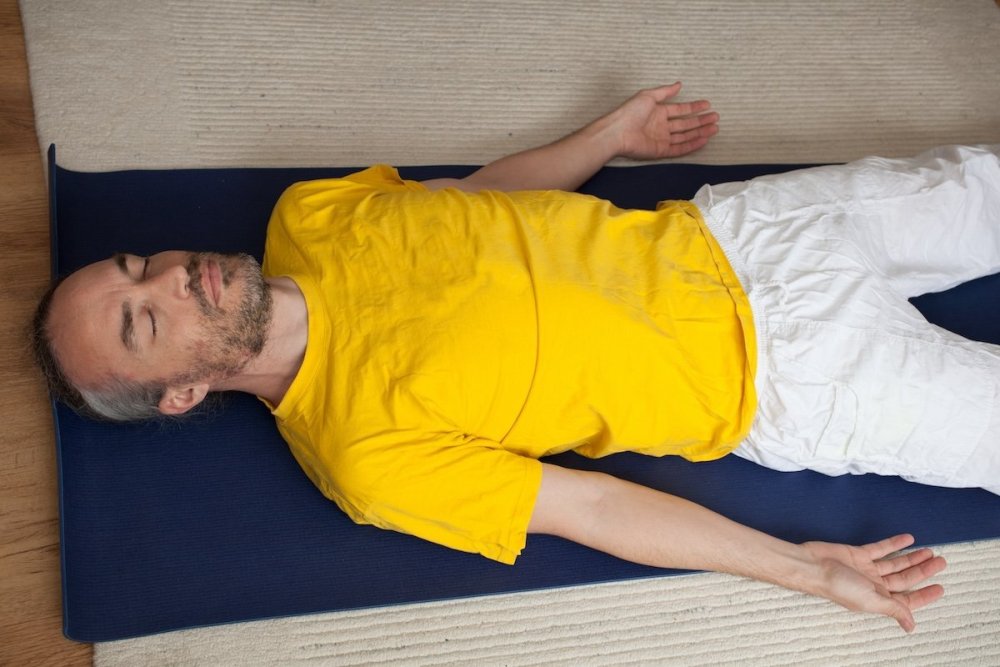 can-you-meditate-lying-down.jpg
