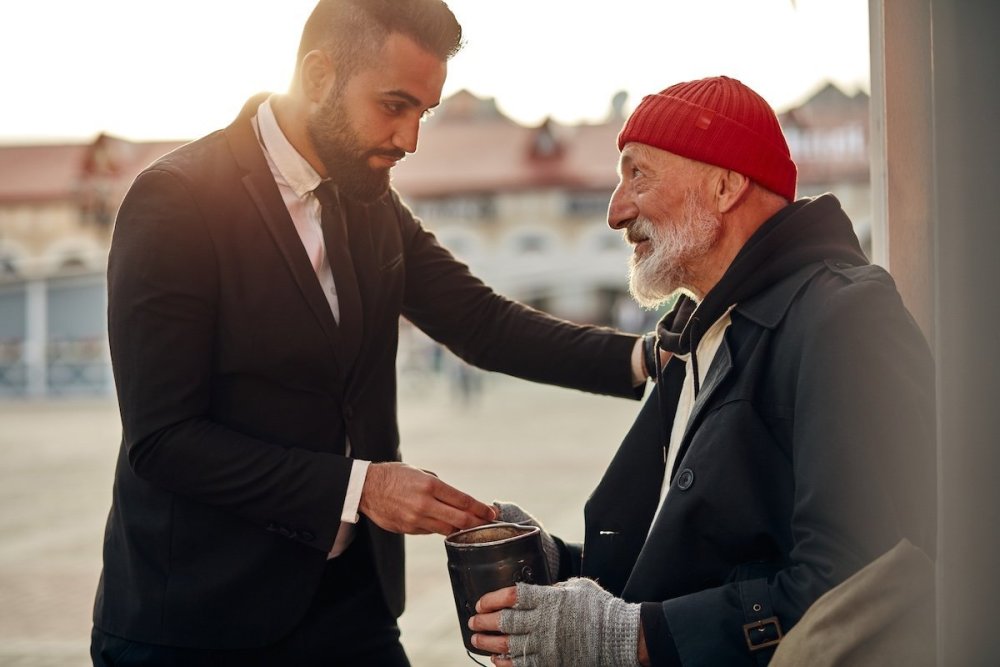 money-can-buy-happiness-altruism.jpg