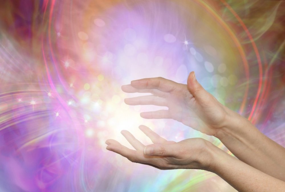 hands-energy-what-is-chi.jpg