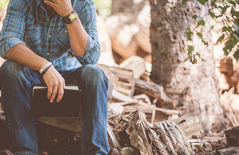 Travels to our interior, on the practice of Journaling happiness 2